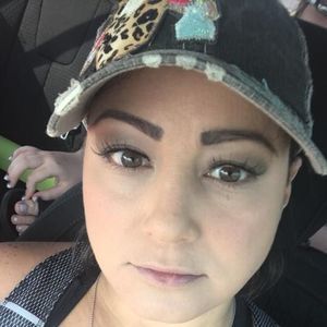 Meet your Posher, Rae